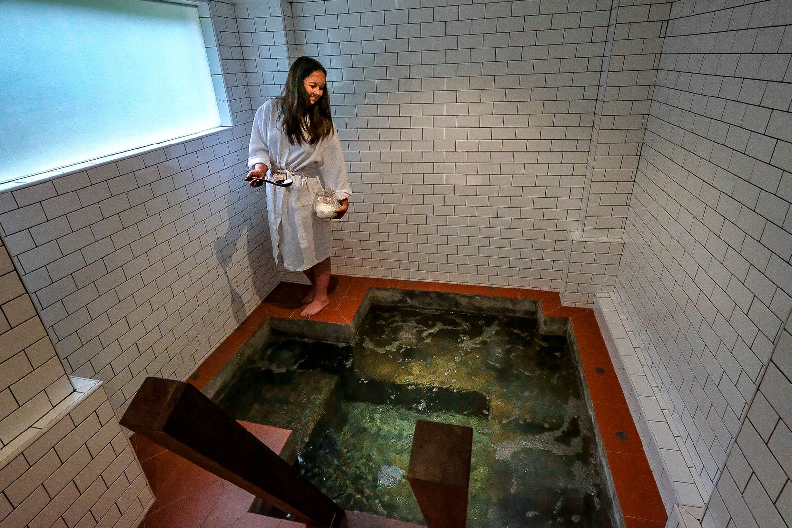 Villa Samadhi Singapore - Sarang Bathroom with Plunge Pool