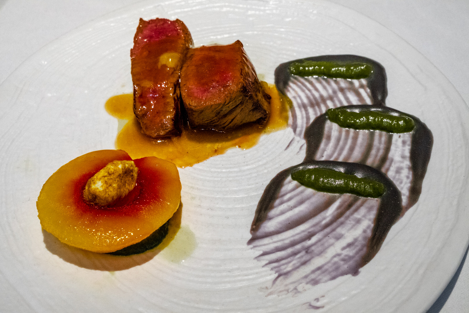 Ametsa with Arzak Instruction, London - beef fillet and clumsy peach