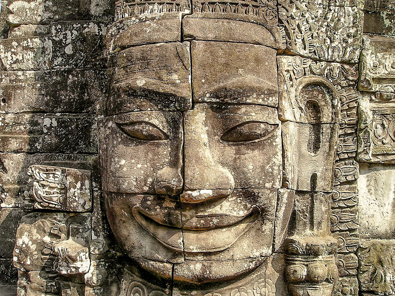 Visiting Angkor Wat in One Day - Angkor Thom - Bayon temple faces, Siem Reap, Cambodia