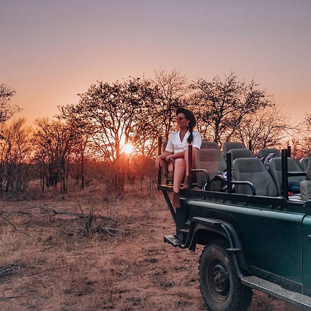 Why do African sunsets never fail to deliver? 🌄
.
.
During our time in the bush, we were wowed by so many incredible colours as the sun dipped below the horizon. Whilst you're on safari with @baobab_ridge expect to enjoy this in style as your guide sets you up a magical sundowner spot, complete with wine and snacks - YUM! 🍷
.
.
Check out our full review of the amazing Baobab Ridge Safari lodge - link in bio 🔝
.
.
PHOTO TIP: For some reason sunsets never look as good on a camera as they do with your own eyes! For optimal results set the shutter speed a touch lower to capture as much colour as possible and play with an editing software such as lightroom to try to enhance the colours. You can see a before and after in my story!
.
.
.
.
#krugernationalpark #klaserie #sundowners #sheisnotlost #dametraveler