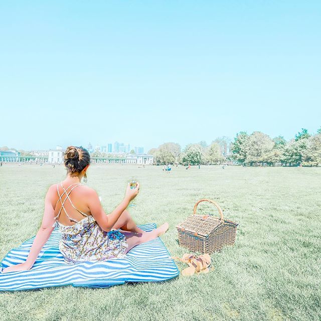 Cheers to bank holiday weekend 🥂 What have you got planned for that extra day? May has to be my favourite month with two long weekends, and this year the sun is shining for both 🌞
.
Throwback to the last bank hol weekend - working on my tan in #greenwichpark with a glass of bubbles and the perfect #picnic 😍
.
I’ve hopped across to Italy 🇮🇹 this time to explore the Lakes and enjoy lots of pizza, pasta and prosecco 🍕
.
Follow our mini Italian road trip on my story 🎥 📍Greenwich Park, London
.
#prettylittlelondon #londonblogger #picnicday Cheers to bank holiday weekend 🥂 What have you got planned for that extra day? May has to be my favourite month with two long weekends, and this year the sun is shining for both 🌞
.
Throwback to the last bank hol weekend - working on my tan in #greenwichpark with a glass of bubbles and the perfect #picnic 😍
.
I’ve hopped across to Italy 🇮🇹 this time to explore the Lakes and enjoy lots of pizza, pasta and prosecco 🍕
.
Follow our mini Italian road trip on my story 🎥 📍Greenwich Park, London
.
#prettylittlelondon #londonblogger #picnicday